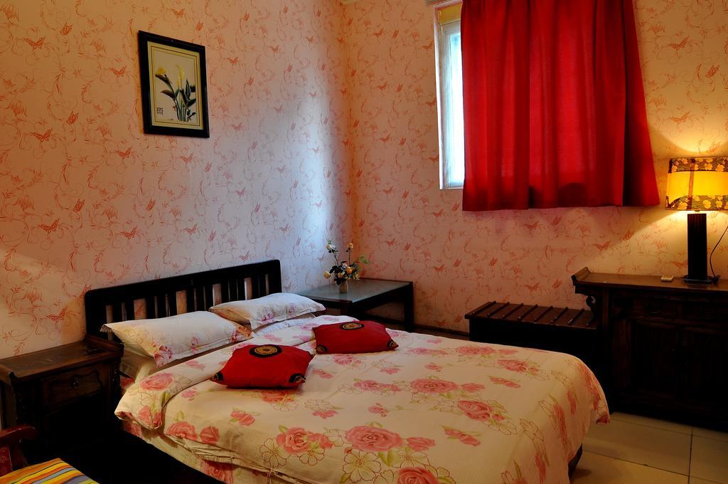 Red Lantern House Hostel Beijing Exterior photo